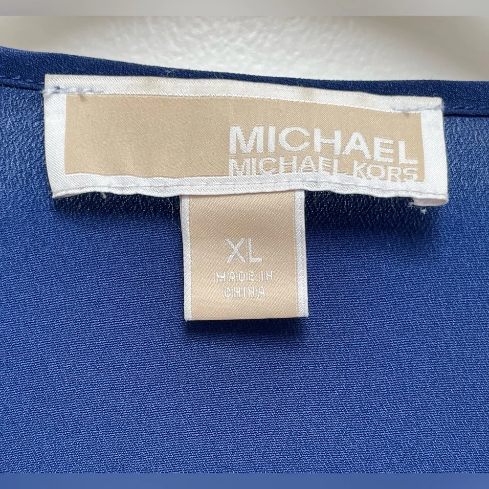 ☀️2/$20 Michael Kors Blue Sleeveless Boxy Blouse w Zipper Shoulder Design | EUC